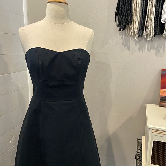 Midi Form Fit Dress - Picture 2 of 6
